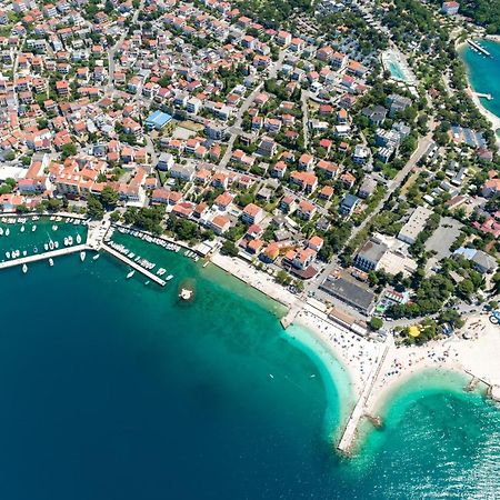 Apartments And Rooms With Parking Space Selce, Crikvenica - 2362 Dış mekan fotoğraf