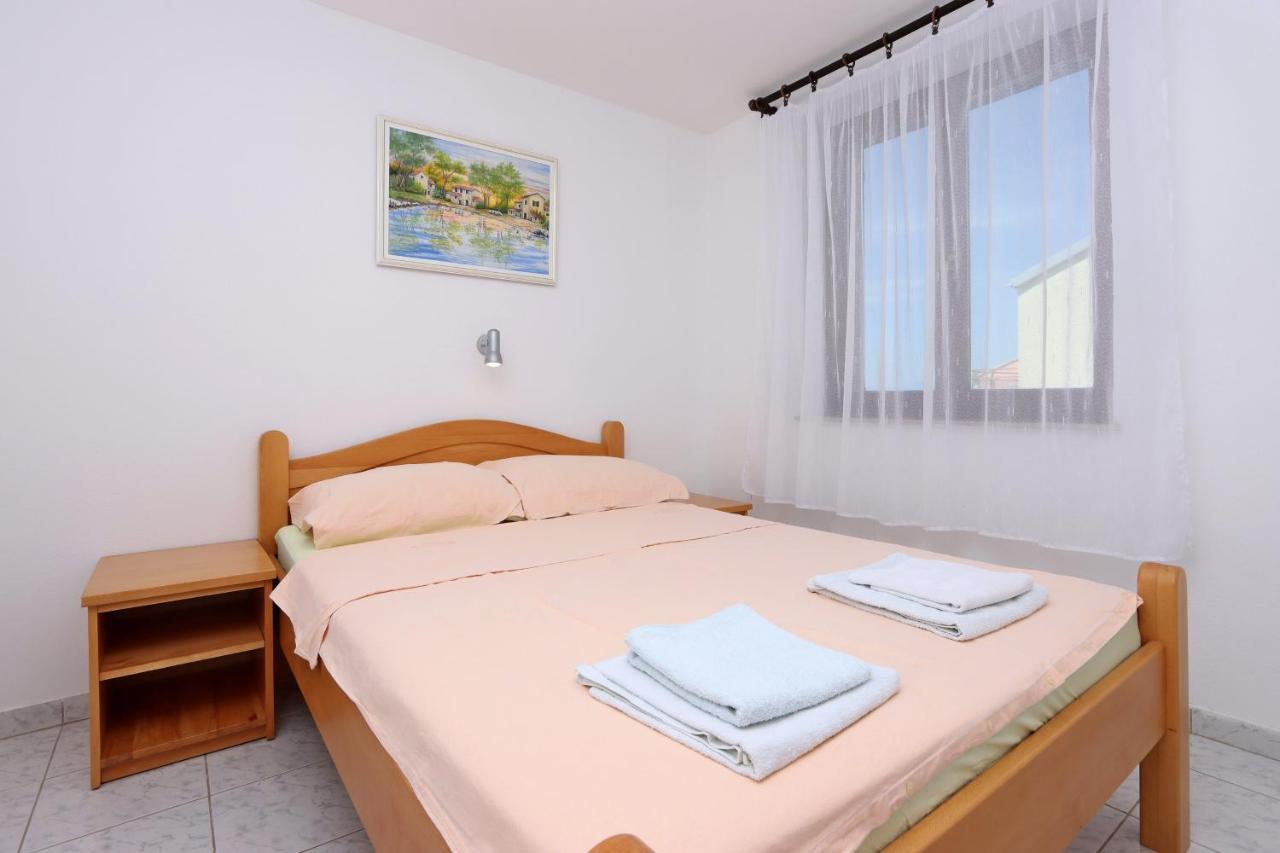 Apartments And Rooms With Parking Space Selce, Crikvenica - 2362 Dış mekan fotoğraf