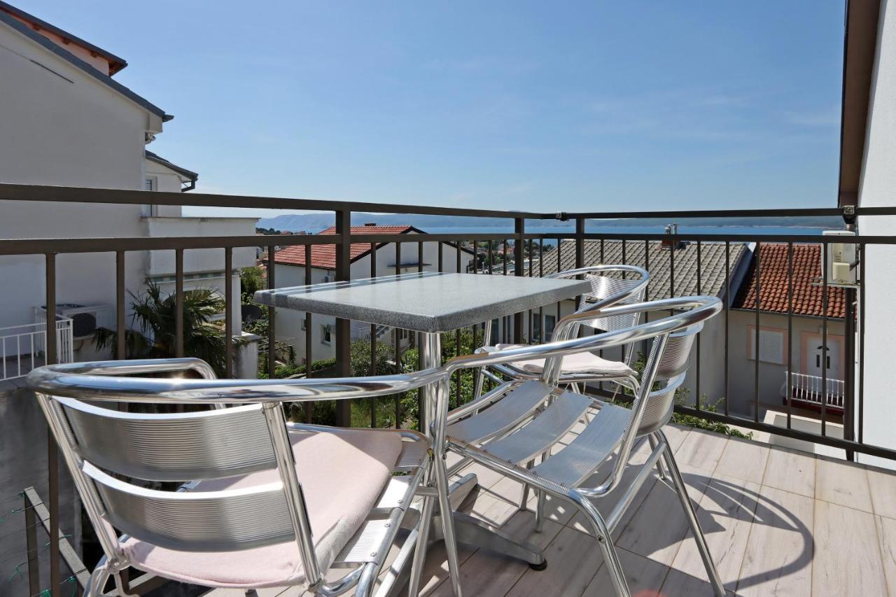 Apartments And Rooms With Parking Space Selce, Crikvenica - 2362 Dış mekan fotoğraf