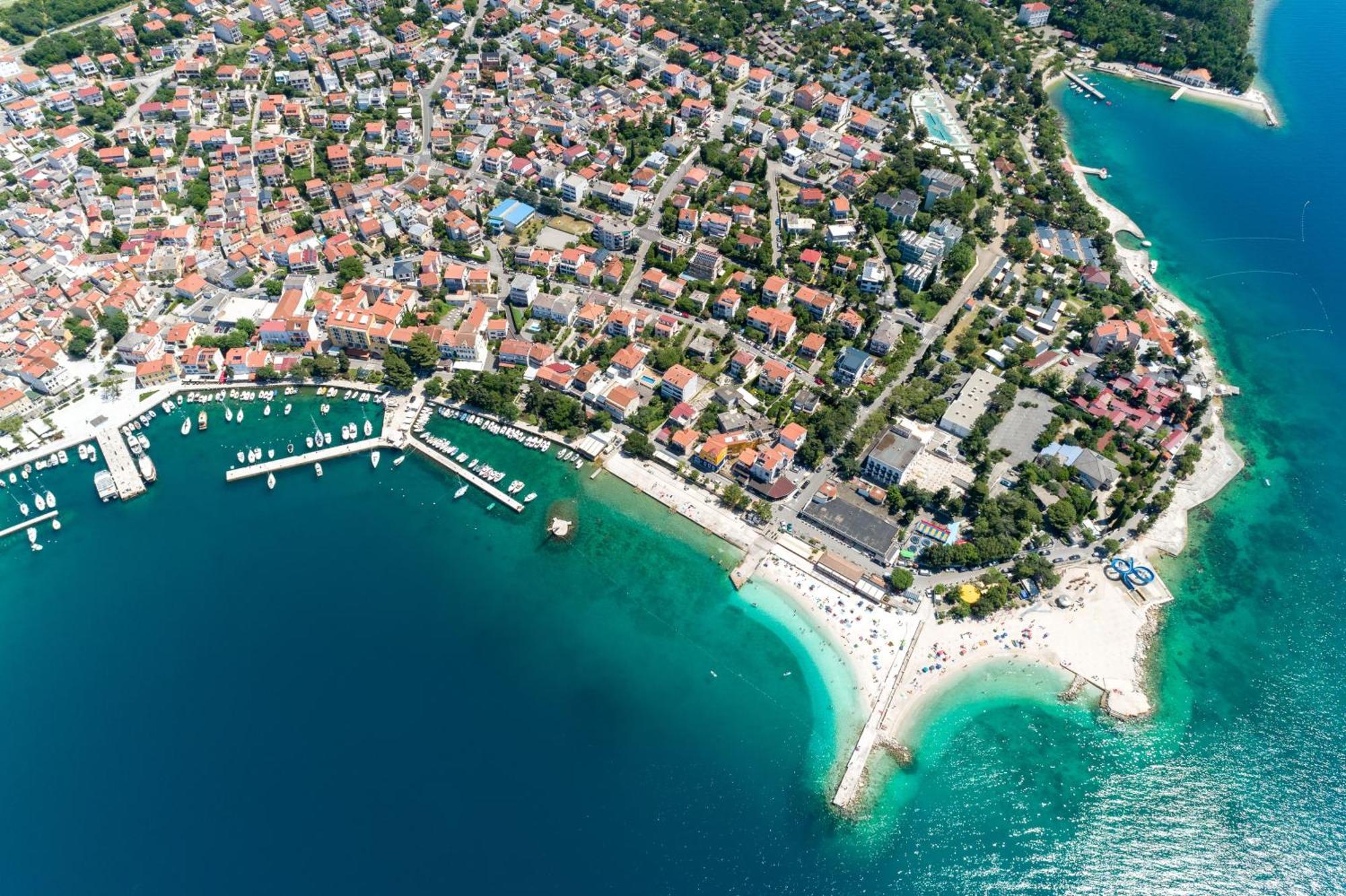 Apartments And Rooms With Parking Space Selce, Crikvenica - 2362 Dış mekan fotoğraf